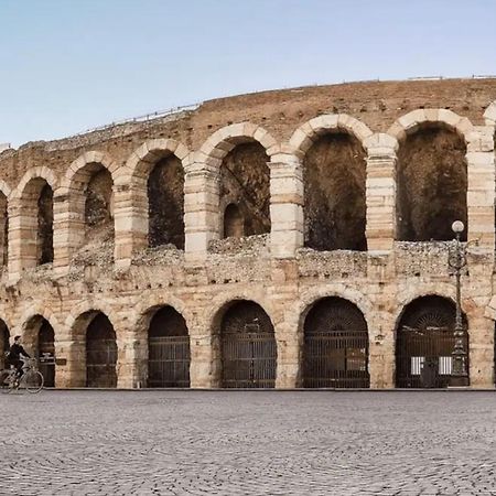 Arena - Verona Centro - Appartamento Elegante Extérieur photo
